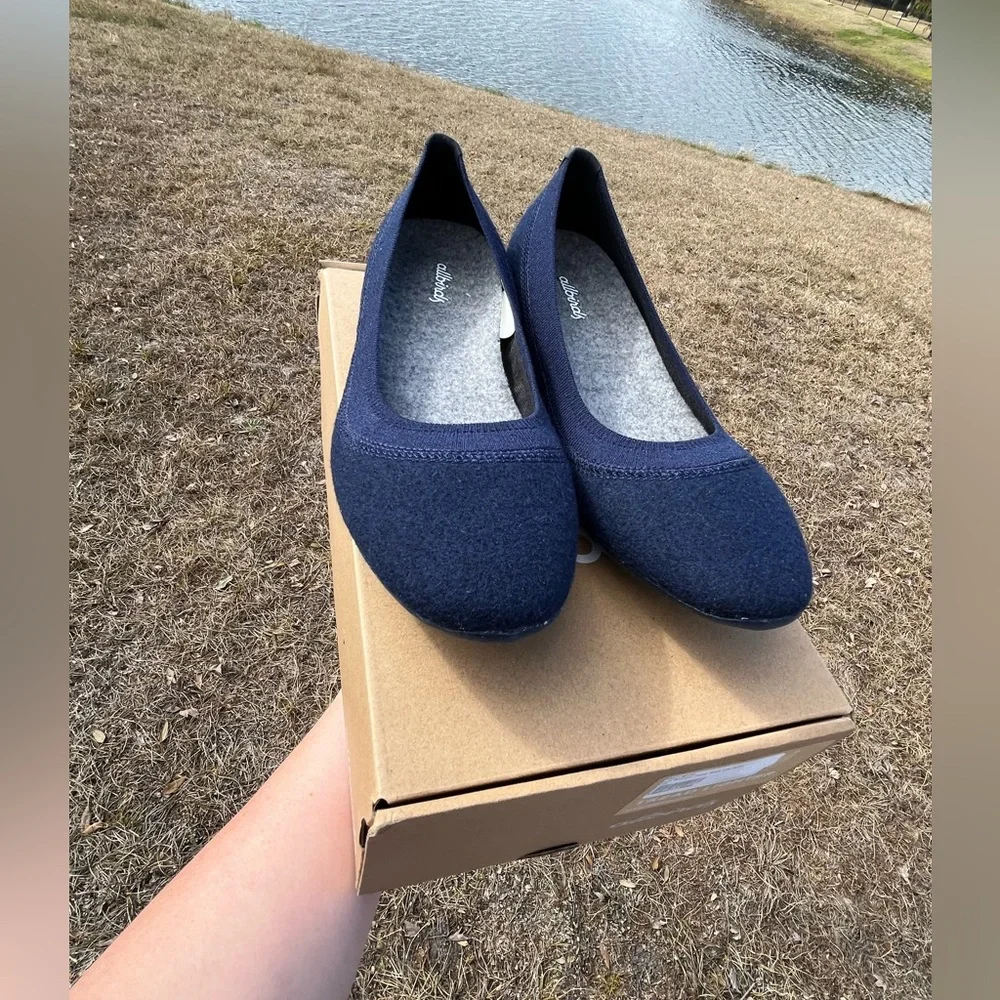 NWT Allbirds Deep Navy Wool Breezer Size 8.5 & 9